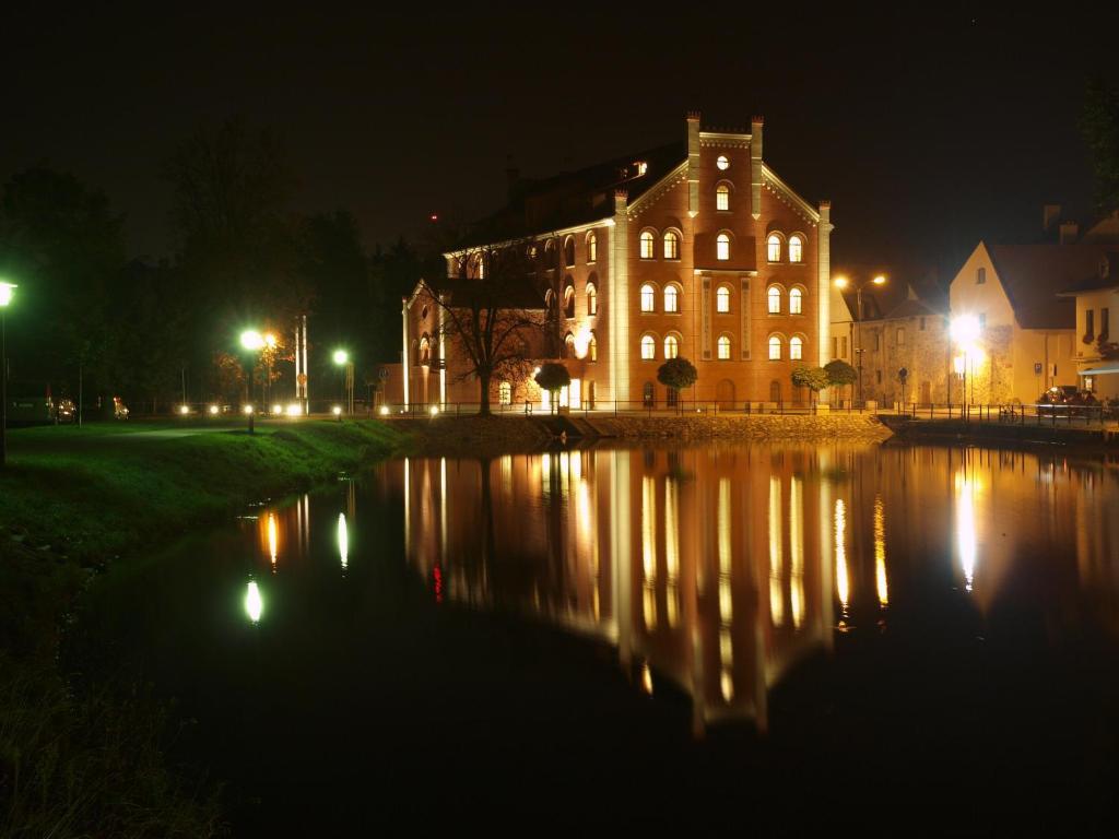 Hotel Budweis ภายนอก รูปภาพ