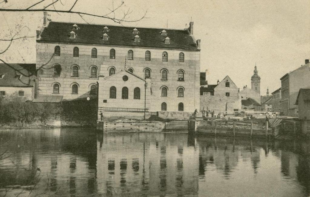 Hotel Budweis ภายนอก รูปภาพ