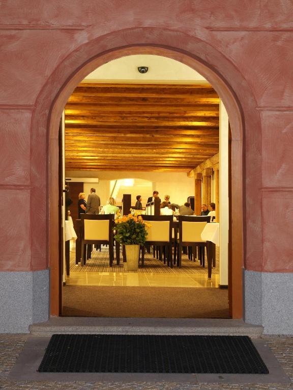 Hotel Budweis ภายนอก รูปภาพ