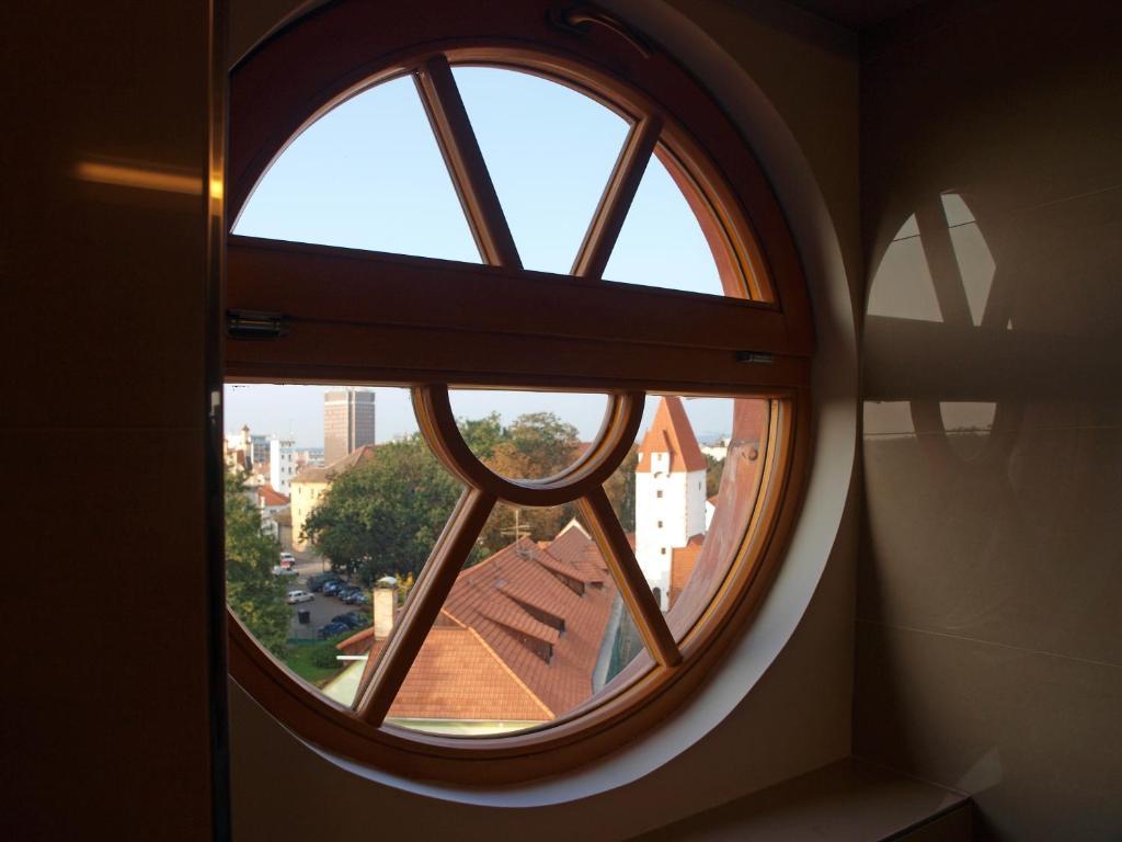 Hotel Budweis ภายนอก รูปภาพ